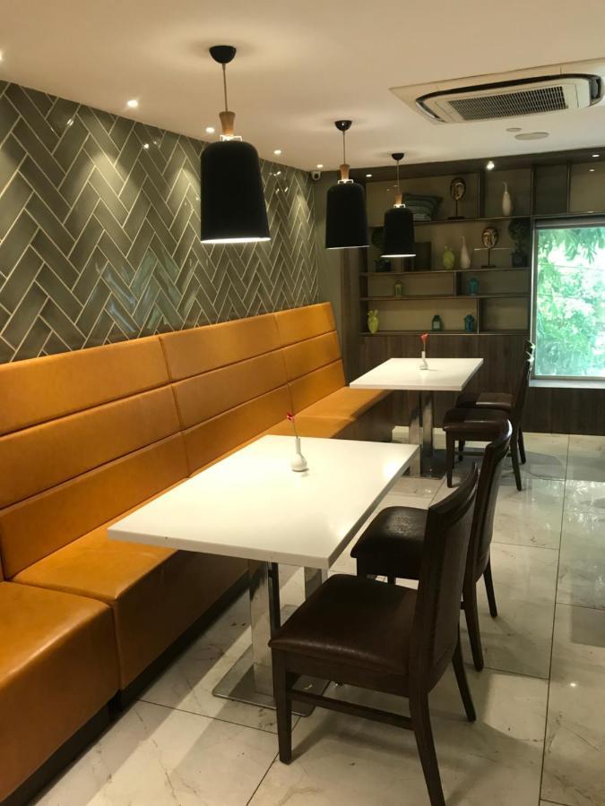 Hotel Southern Delhi  Ngoại thất bức ảnh