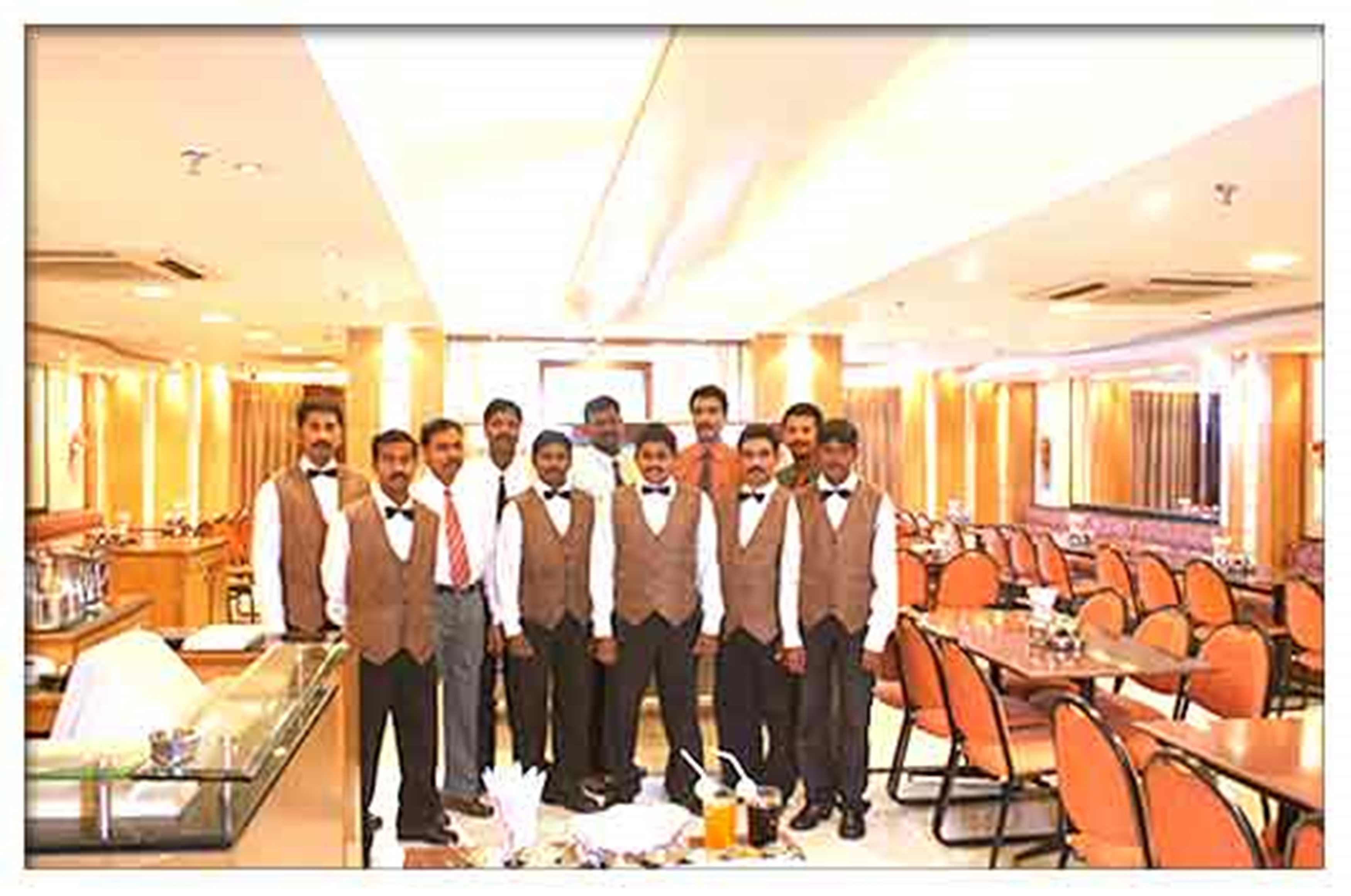 Hotel Southern Delhi  Ngoại thất bức ảnh