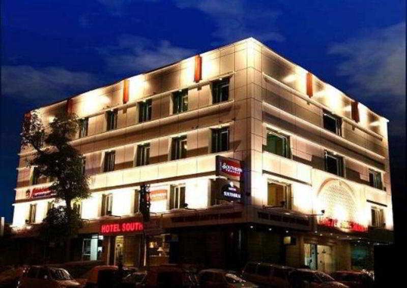 Hotel Southern Delhi  Ngoại thất bức ảnh