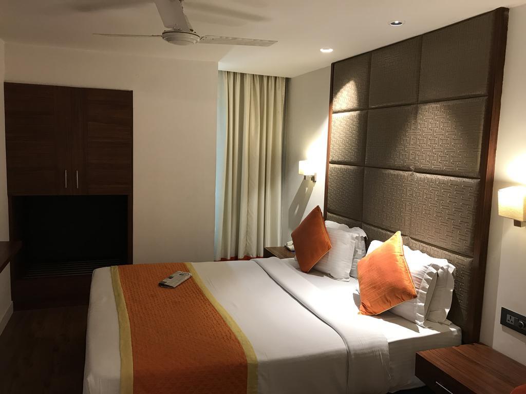 Hotel Southern Delhi  Ngoại thất bức ảnh