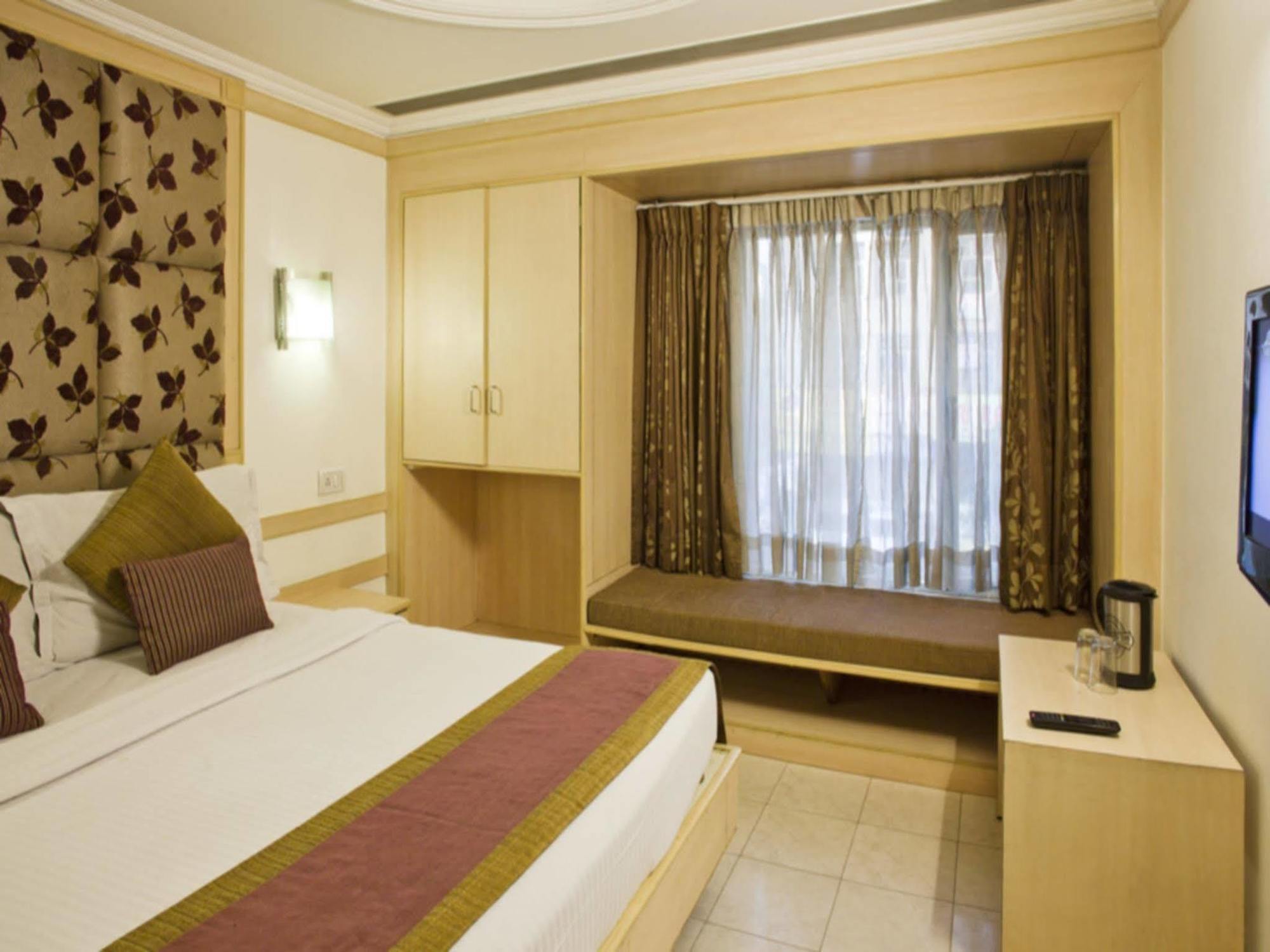 Hotel Southern Delhi  Ngoại thất bức ảnh