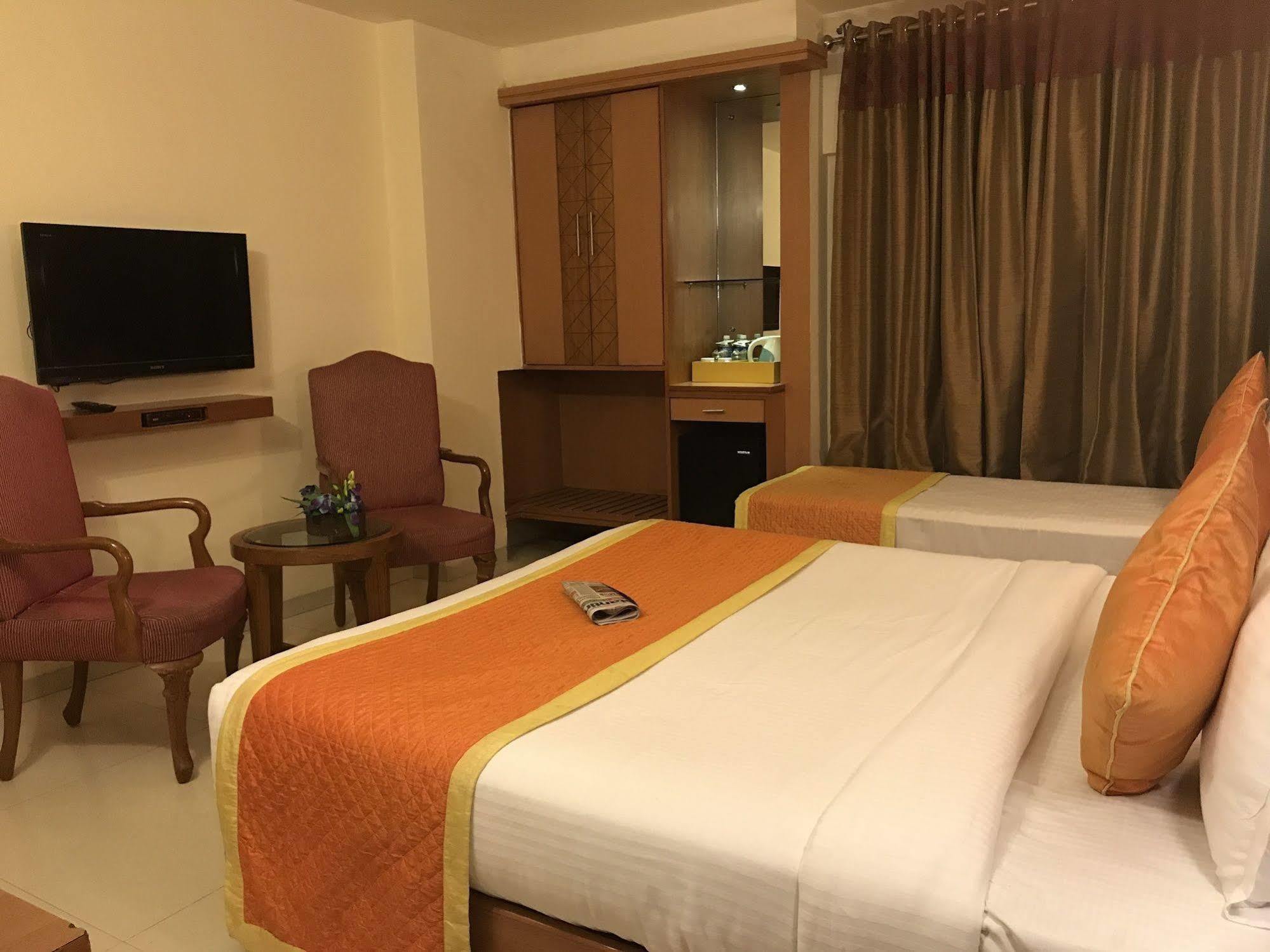 Hotel Southern Delhi  Ngoại thất bức ảnh