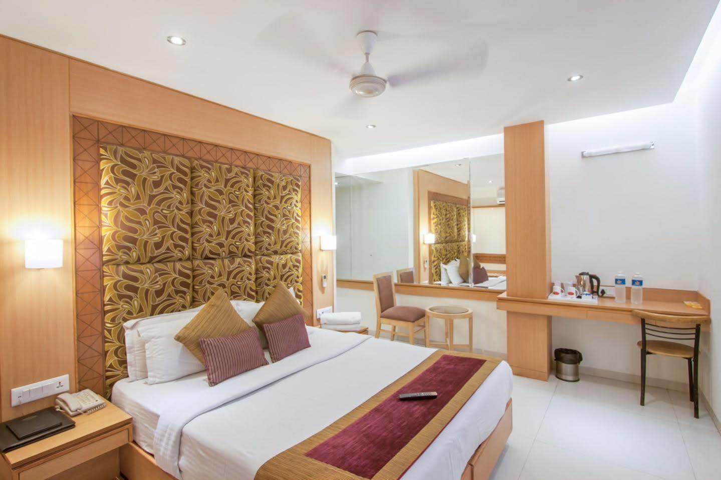 Hotel Southern Delhi  Ngoại thất bức ảnh